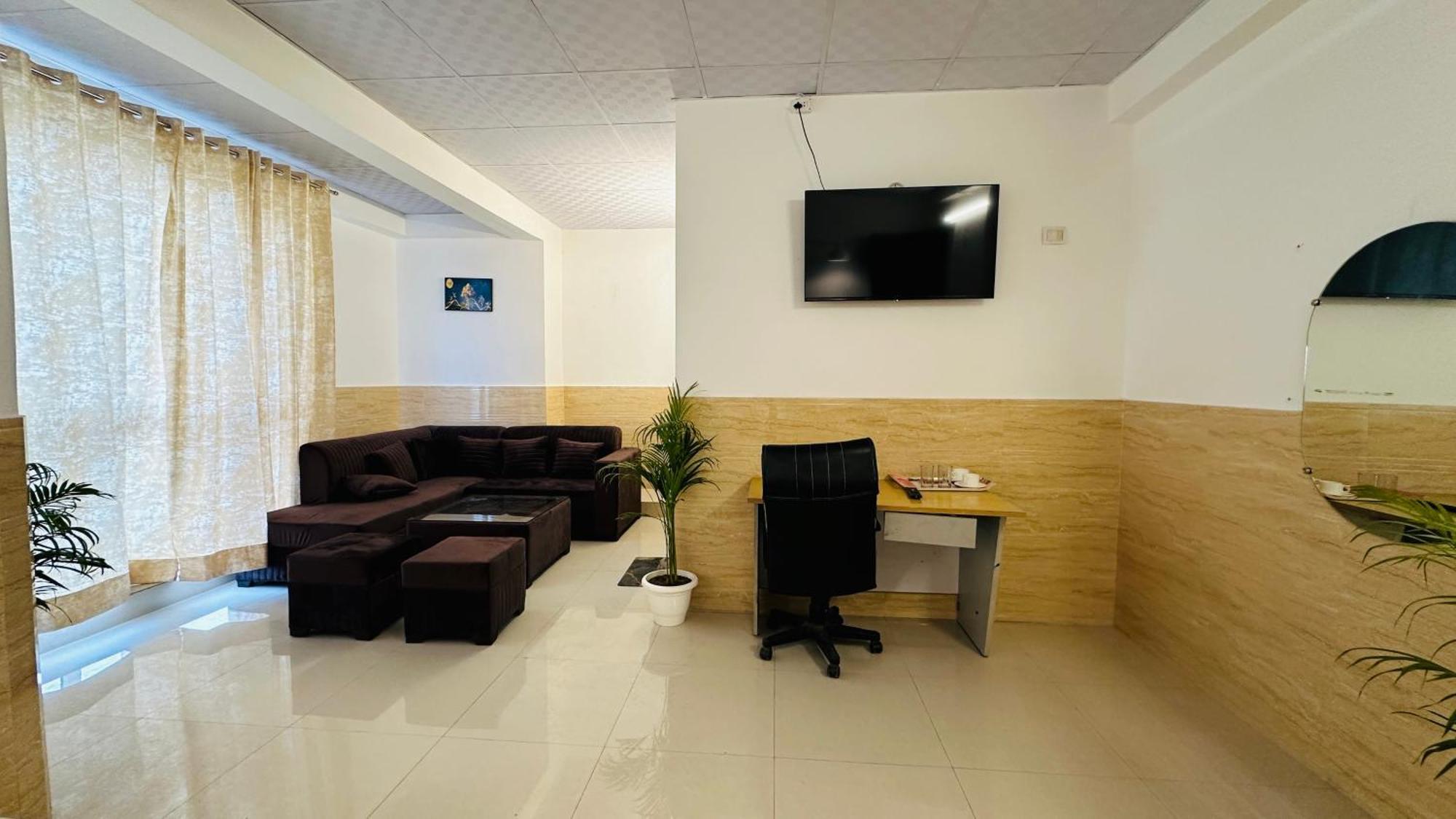 Dr White House - Noida Sector 18 Hotel Exterior photo